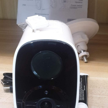SEG06	Hogar Seguridad Cámara WiFi/512M/Nube/Batería 5000mA/Entrada Solar