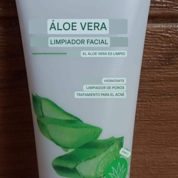 HO022	Hogar KORMESIC Limpiador Facial de Aloe Vera (Limpia e Hidrata) 100ml