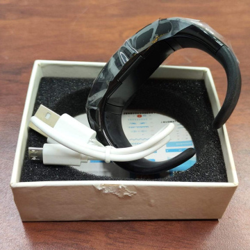K083	Luz Programable Bluetooth Pulsera