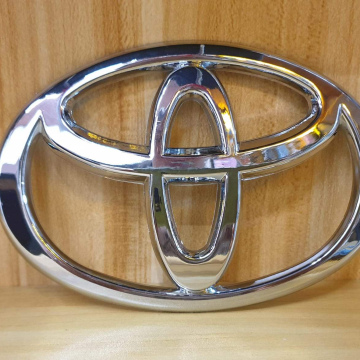 L065.1	Vehicular Emblema Toyota Trasera Logo 120*81mm