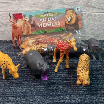 JU135	Juguete SET DE 6 ANIMALES DE PVC SURTIDOS ( EN BOLSA)
