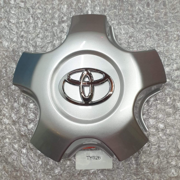 VEH21p	Vehicular Tapa-Rim Eje de Llanta Toyota Pentagonal Hilux/Prado/Hiace TY026