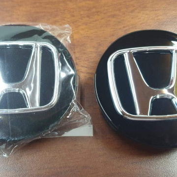 VEH03c	Vehicular Tapa-Rim Eje de Llanta Honda 62i.(69e.) mm CRV/Pilot Negro (logo Plateado)